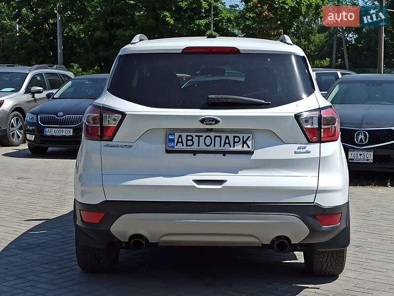 Внедорожник / Кроссовер Ford Escape 2017 в Днепре фото 8 Внедорожник / Кроссовер Ford Escape 2017 в Днепре