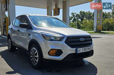 Внедорожник / Кроссовер Ford Escape 2018 в Киеве