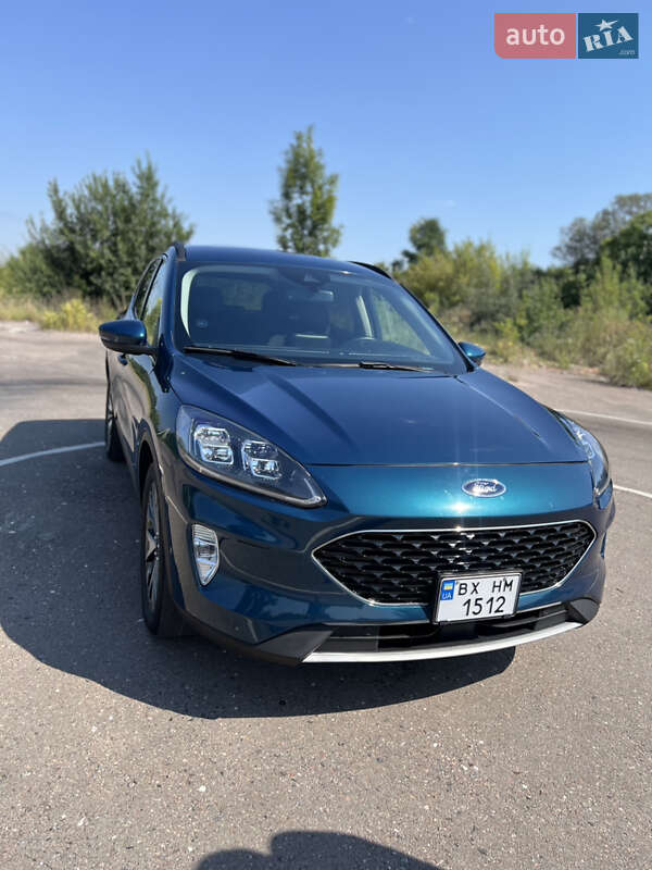 Внедорожник / Кроссовер Ford Escape 2020 в Волочиске