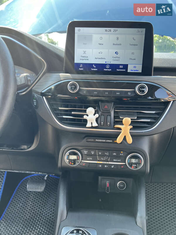 Внедорожник / Кроссовер Ford Escape 2020 в Волочиске