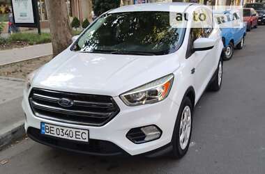 Позашляховик / Кросовер Ford Escape 2017 в Одесі