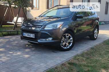 Внедорожник / Кроссовер Ford Escape 2016 в Ивано-Франковске