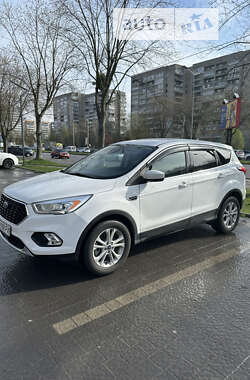 Позашляховик / Кросовер Ford Escape 2018 в Львові