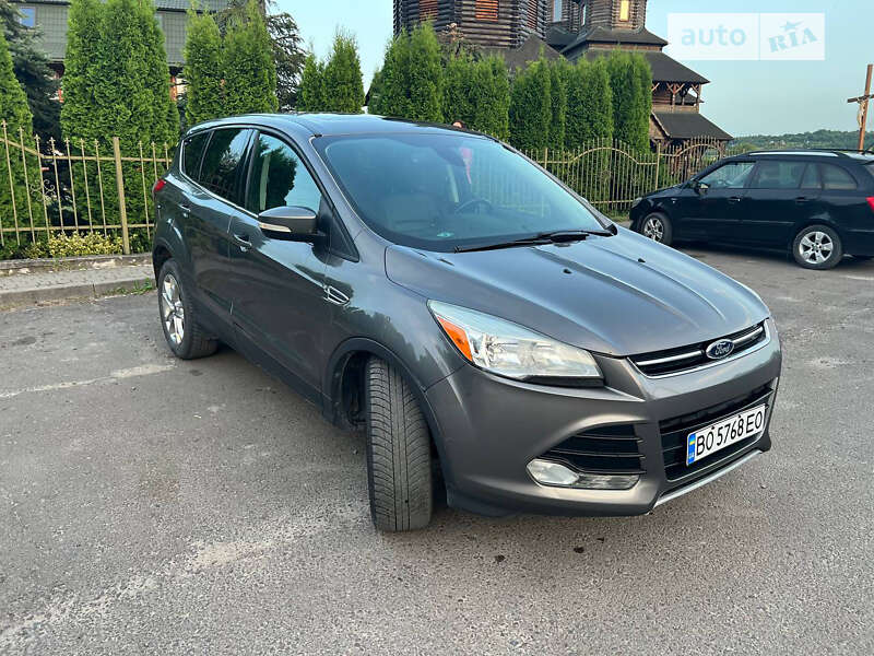 Внедорожник / Кроссовер Ford Escape 2013 в Золочеве