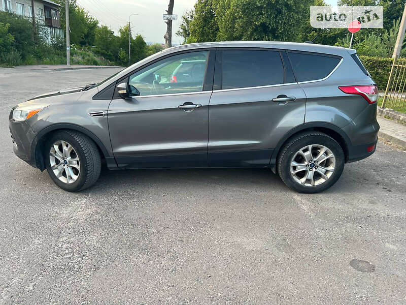 Внедорожник / Кроссовер Ford Escape 2013 в Золочеве