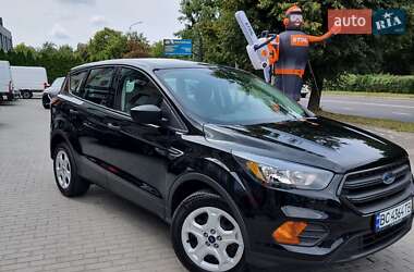 Внедорожник / Кроссовер Ford Escape 2018 в 
