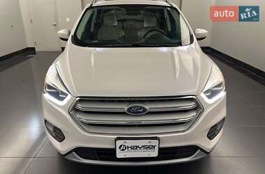 Внедорожник / Кроссовер Ford Escape 2017 в 