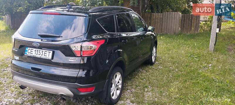 Внедорожник / Кроссовер Ford Escape 2017 в Черновцах