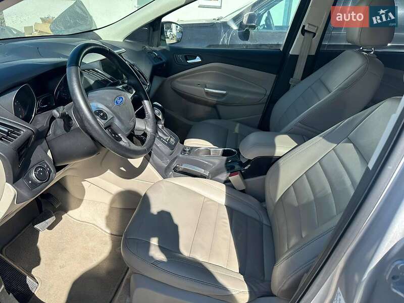 Внедорожник / Кроссовер Ford Escape 2014 в Львове