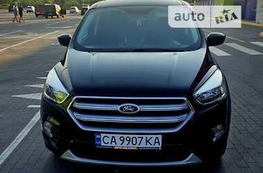 Внедорожник / Кроссовер Ford Escape 2016 в Умани