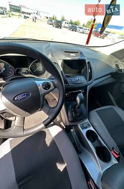 Внедорожник / Кроссовер Ford Escape 2016 в Львове