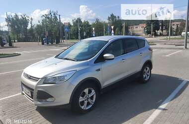 Внедорожник / Кроссовер Ford Escape 2016 в Львове