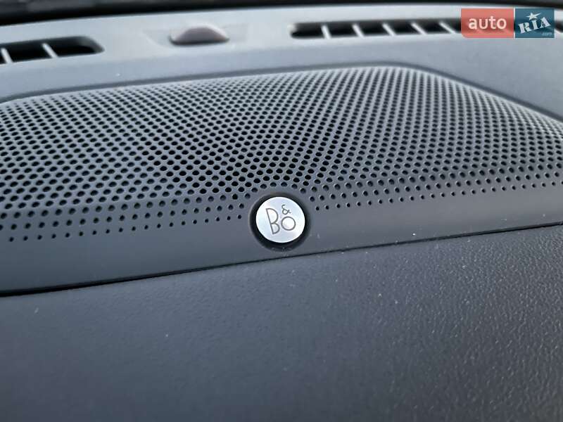 Внедорожник / Кроссовер Ford Escape 2020 в Николаеве