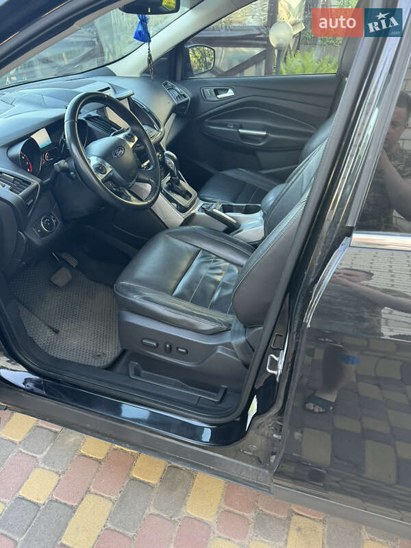 Внедорожник / Кроссовер Ford Escape 2013 в Черкассах