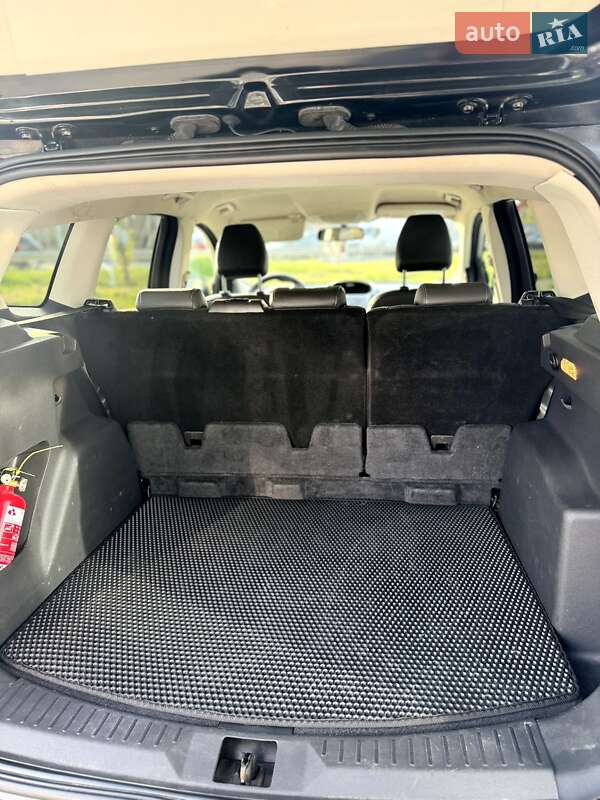 Внедорожник / Кроссовер Ford Escape 2015 в Ровно