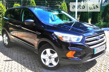 Позашляховик / Кросовер Ford Escape 2017 в Харкові