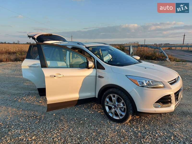 Внедорожник / Кроссовер Ford Escape 2013 в Обухове