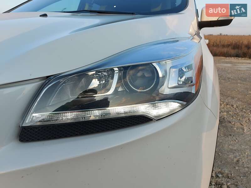 Внедорожник / Кроссовер Ford Escape 2013 в Обухове