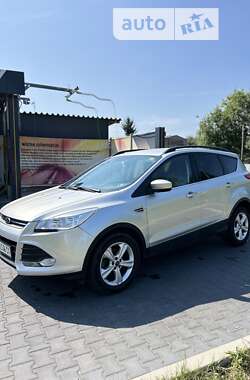 Позашляховик / Кросовер Ford Escape 2016 в Луцьку