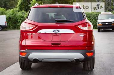 Внедорожник / Кроссовер Ford Escape 2014 в 