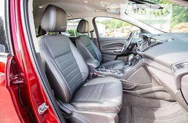 Внедорожник / Кроссовер Ford Escape 2014 в 