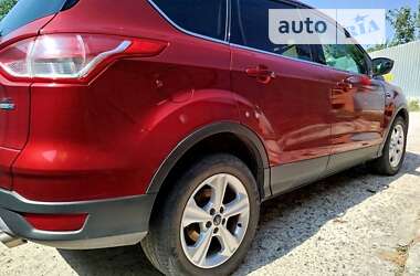 Внедорожник / Кроссовер Ford Escape 2013 в 