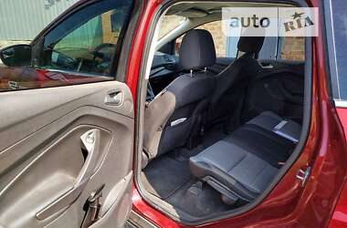 Внедорожник / Кроссовер Ford Escape 2013 в 