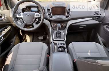 Внедорожник / Кроссовер Ford Escape 2013 в 
