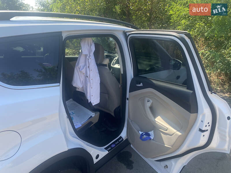 Позашляховик / Кросовер Ford Escape 2018 в Чернігові