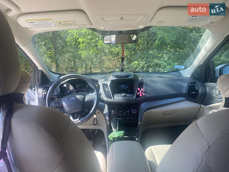 Позашляховик / Кросовер Ford Escape 2018 в Чернігові