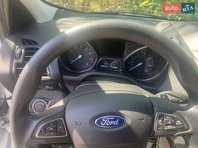 Позашляховик / Кросовер Ford Escape 2018 в Чернігові