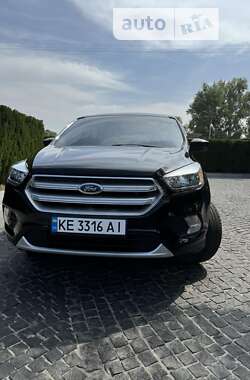 Внедорожник / Кроссовер Ford Escape 2018 в Днепре