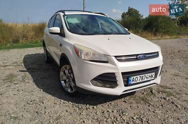 Внедорожник / Кроссовер Ford Escape 2014 в 