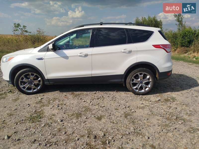 Внедорожник / Кроссовер Ford Escape 2014 в Ужгороде