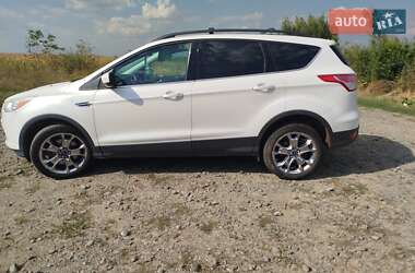 Внедорожник / Кроссовер Ford Escape 2014 в 
