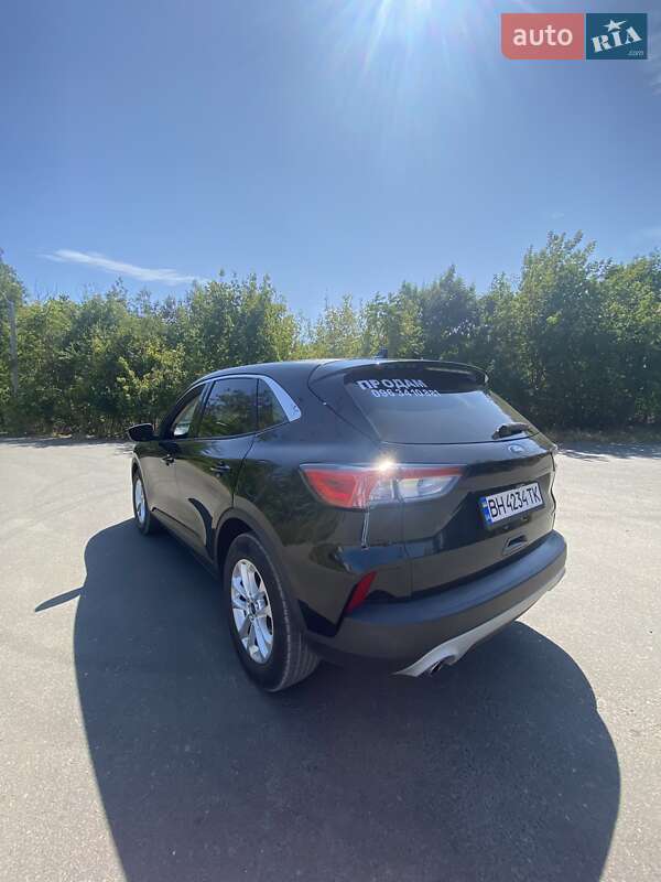 Позашляховик / Кросовер Ford Escape 2019 в Одесі