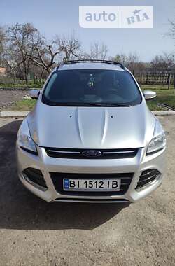 Позашляховик / Кросовер Ford Escape 2015 в Полтаві