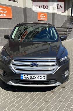 Позашляховик / Кросовер Ford Escape 2018 в Києві