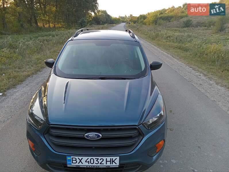 Позашляховик / Кросовер Ford Escape 2018 в Шепетівці фото 14 Позашляховик / Кросовер Ford Escape 2018 в Шепетівці