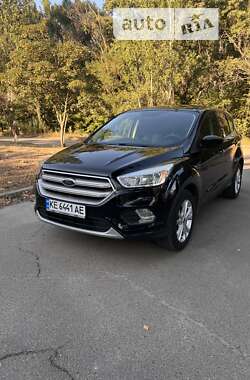 Позашляховик / Кросовер Ford Escape 2016 в Дніпрі