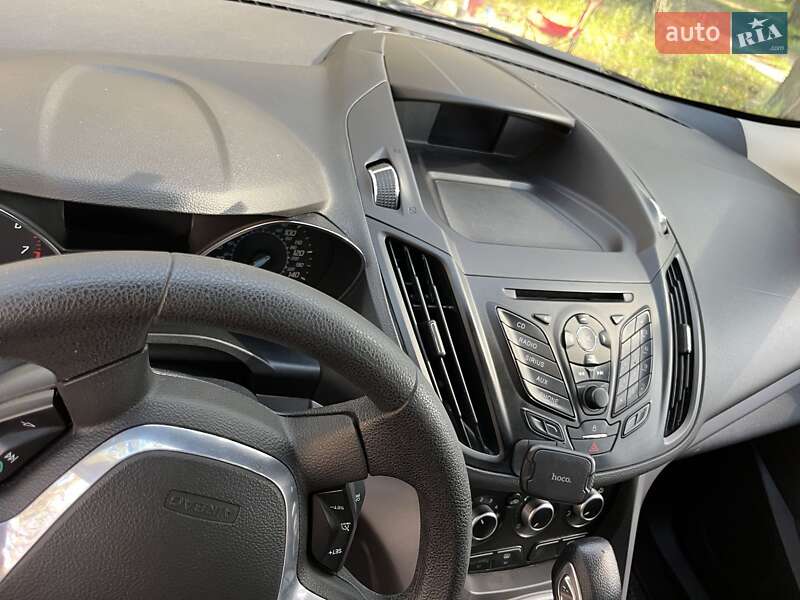 Внедорожник / Кроссовер Ford Escape 2012 в Сумах