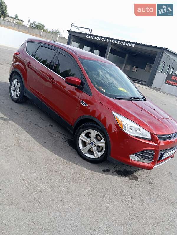 Внедорожник / Кроссовер Ford Escape 2015 в Любаре