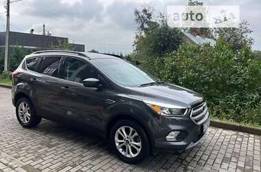 Позашляховик / Кросовер Ford Escape 2018 в Львові