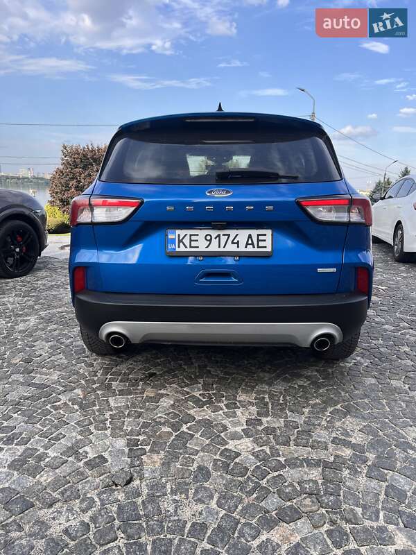 Позашляховик / Кросовер Ford Escape 2020 в Дніпрі