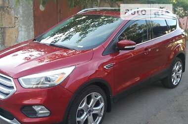 Позашляховик / Кросовер Ford Escape 2017 в Одесі