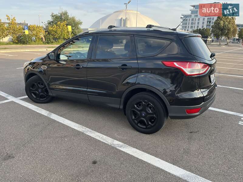 Позашляховик / Кросовер Ford Escape 2014 в Татарбунарах