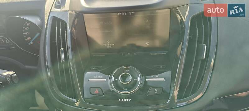 Внедорожник / Кроссовер Ford Escape 2015 в Львове