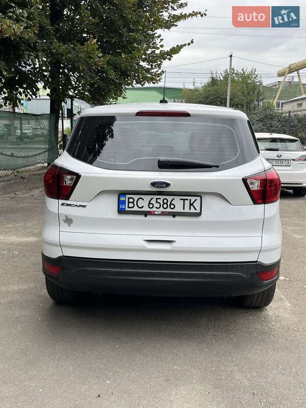 Внедорожник / Кроссовер Ford Escape 2019 в Львове