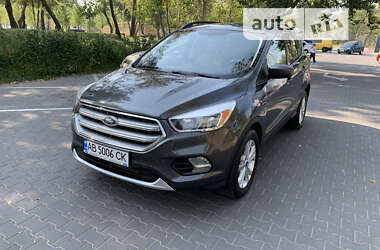 Внедорожник / Кроссовер Ford Escape 2018 в Киеве