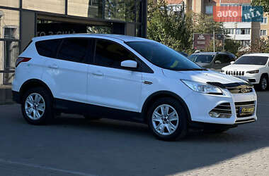 Внедорожник / Кроссовер Ford Escape 2015 в 
